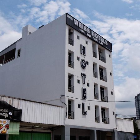 Weiss Hotels Kepong Baru Kampong Jawa Tengah Bagian luar foto