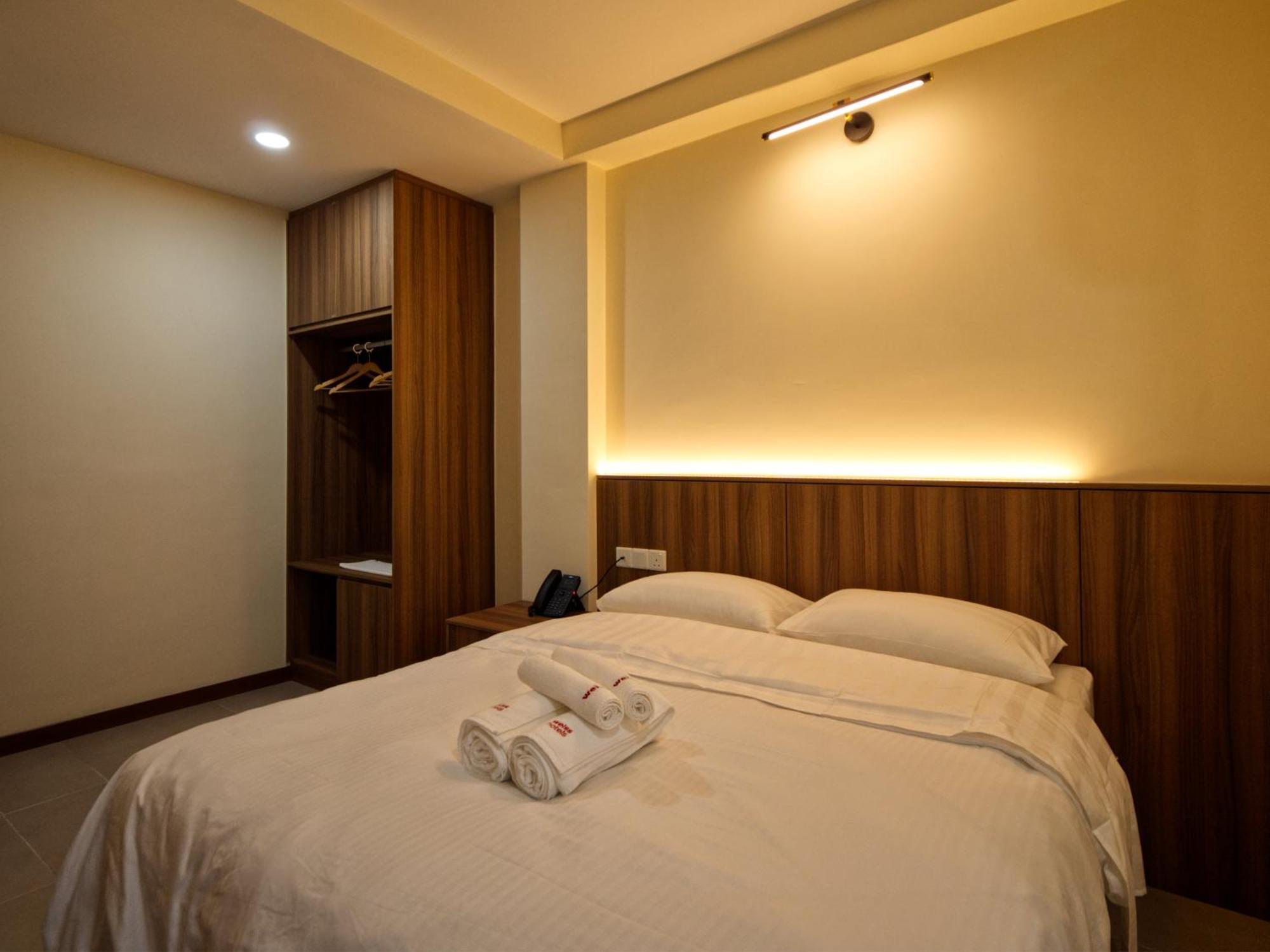 Weiss Hotels Kepong Baru Kampong Jawa Tengah Bagian luar foto