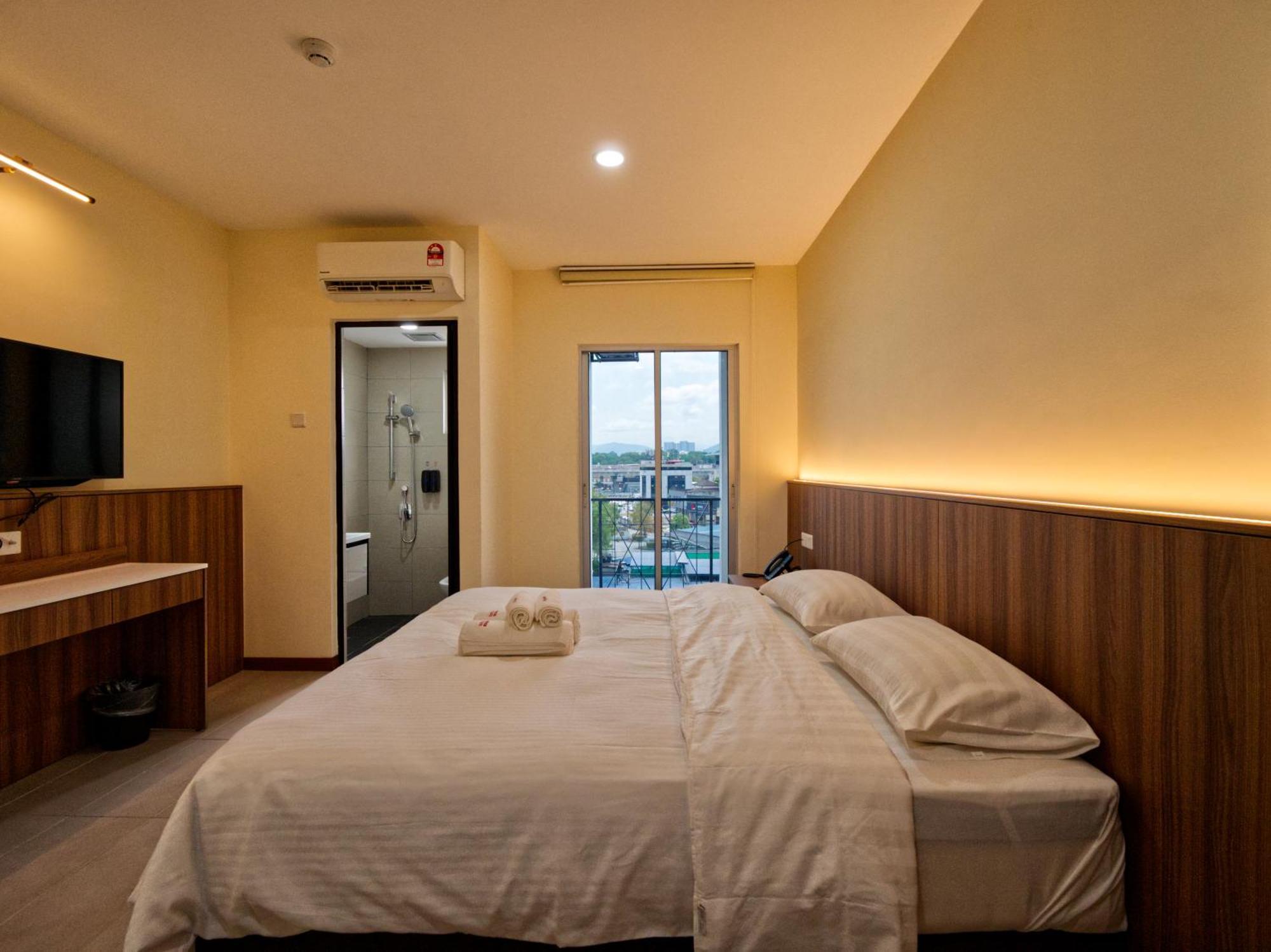 Weiss Hotels Kepong Baru Kampong Jawa Tengah Bagian luar foto