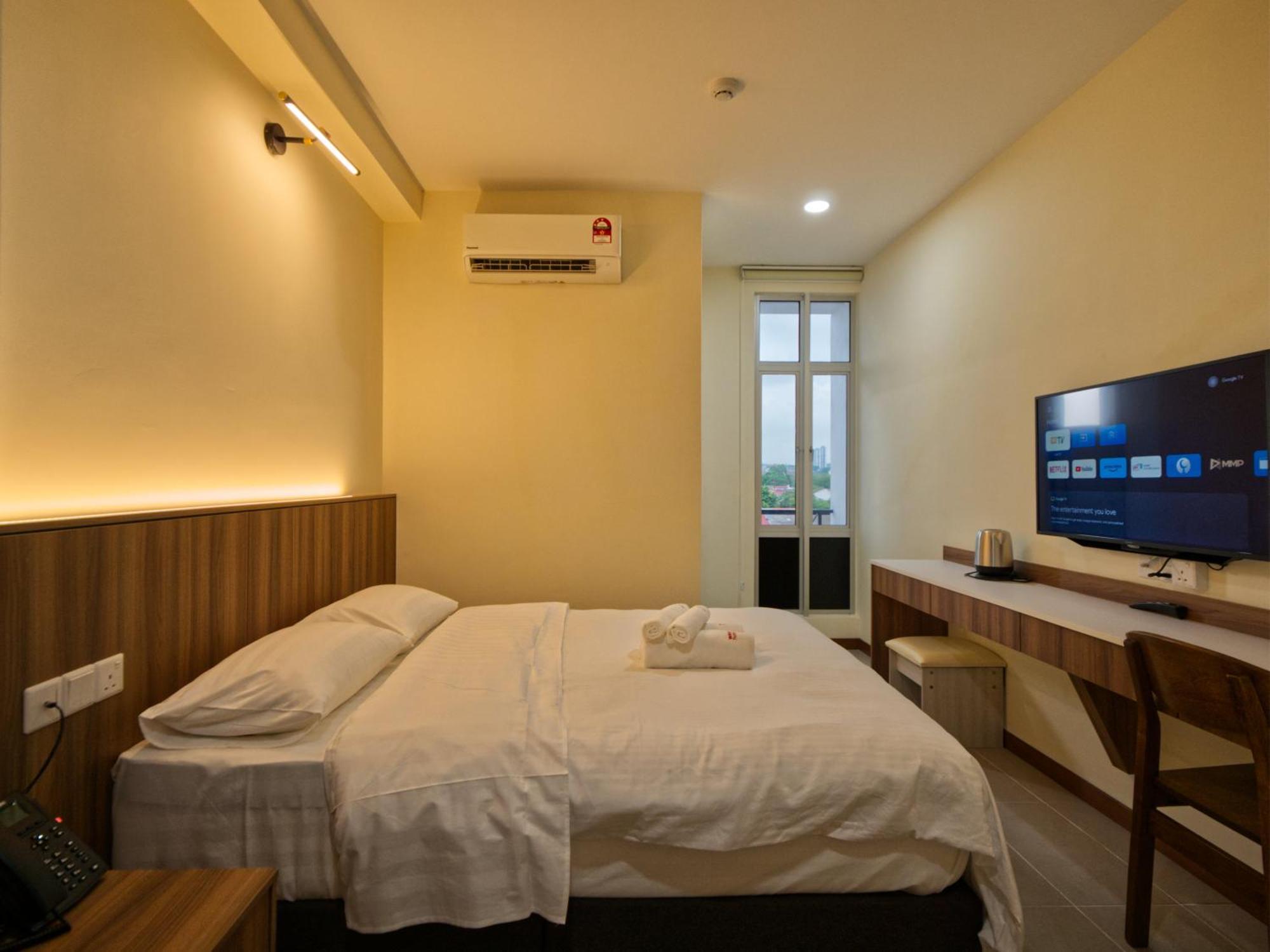 Weiss Hotels Kepong Baru Kampong Jawa Tengah Bagian luar foto